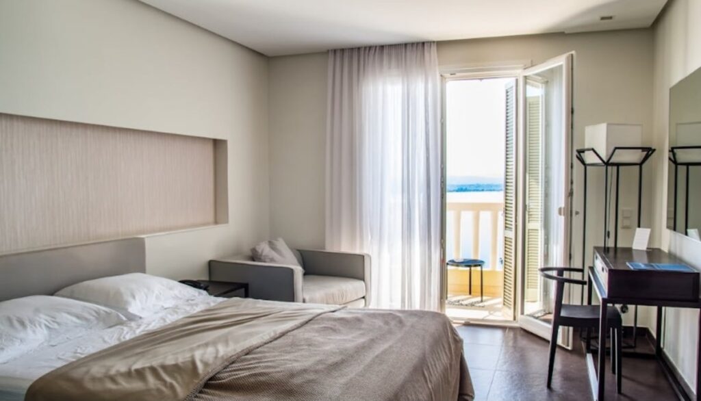 Scopri come trasformare un immobile in una redditizia casa vacanze! Segui la nostra guida per calcolare il ROI degli affitti brevi e massimizza il tuo investimento."