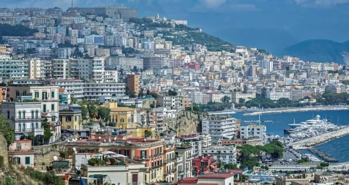 La città di Napoli, dove Geolier è nato