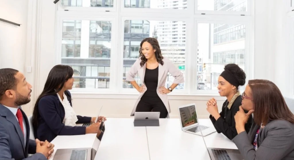 Una riunione in ufficio