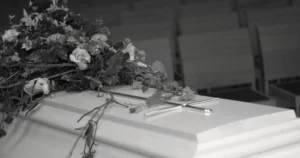 La scelta degli articoli funebri rientra nelle spese detraibili entro il limite massimo stabilito dalla legge