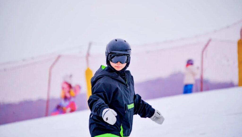 Anche i piccoli sciatori devono essere in regola: l'assicurazione RC è obbligatoria per tutti i minorenni sulle piste