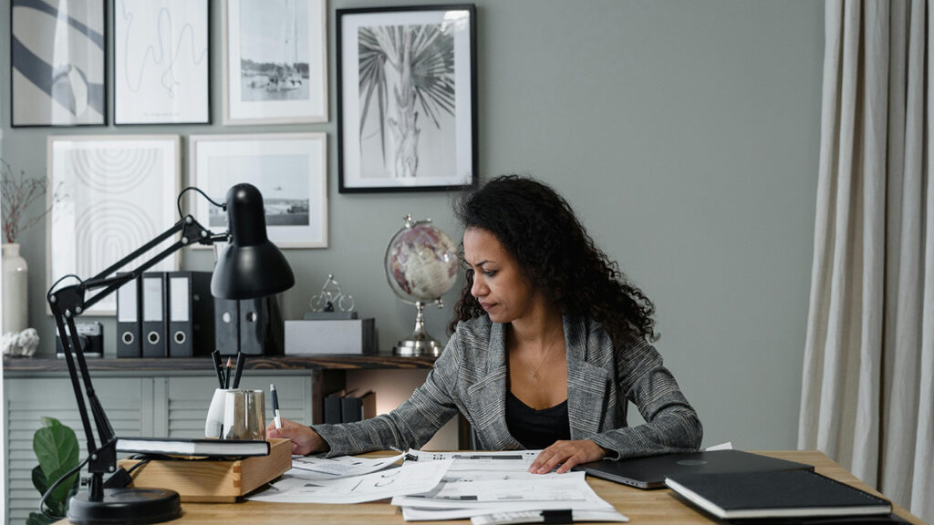 Il riscatto laurea agevolato 2026 conviene per anticipare la pensione. Scopri il costo, la simulazione INPS e come funziona la deducibilità nel 730